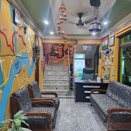 Manik Guest House Rishīkesh Buitenkant foto