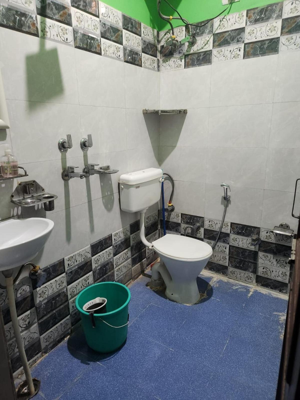 Manik Guest House Rishīkesh Buitenkant foto